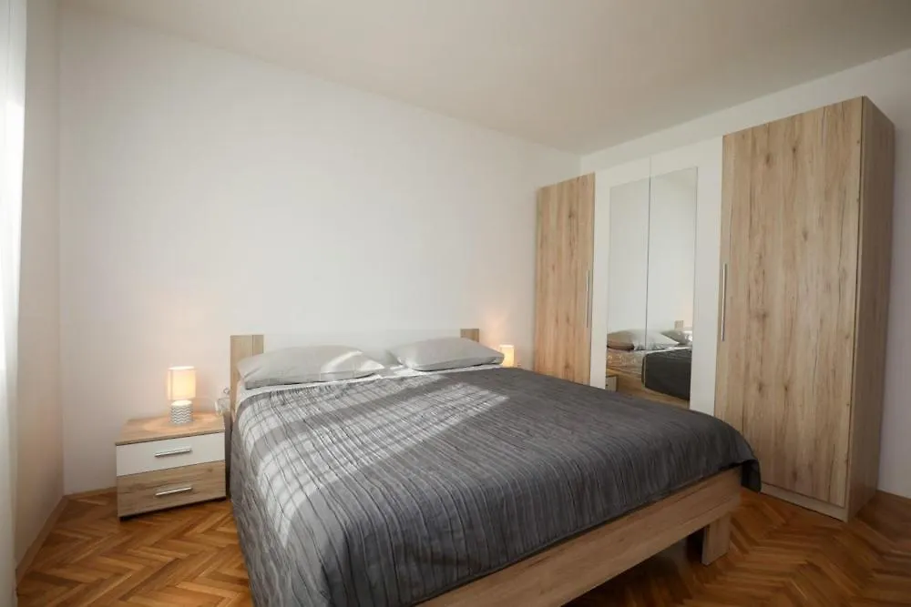 Apartman Ulika Premantura